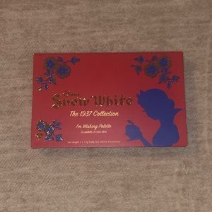 Besame Snow White Palette